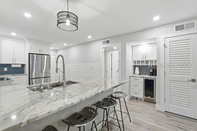 239 Beach City Rd Apt 2113, Hilton Head Island, SC 29926