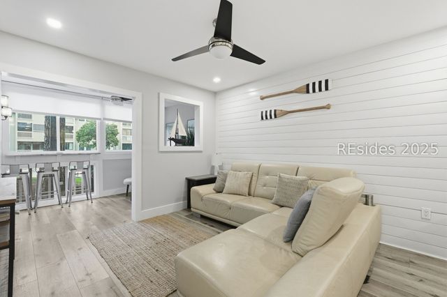 239 Beach City Rd Apt 2113, Hilton Head Island, SC 29926