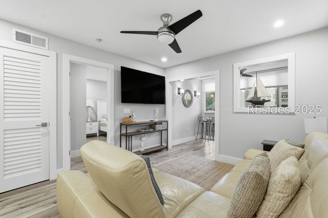 239 Beach City Rd Apt 2113, Hilton Head Island, SC 29926