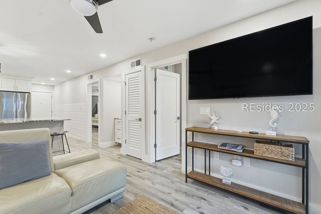 239 Beach City Rd Apt 2113, Hilton Head Island, SC 29926