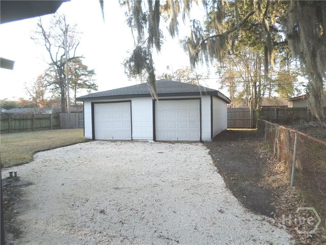 213 Olmstead Place, Garden City, GA 31408