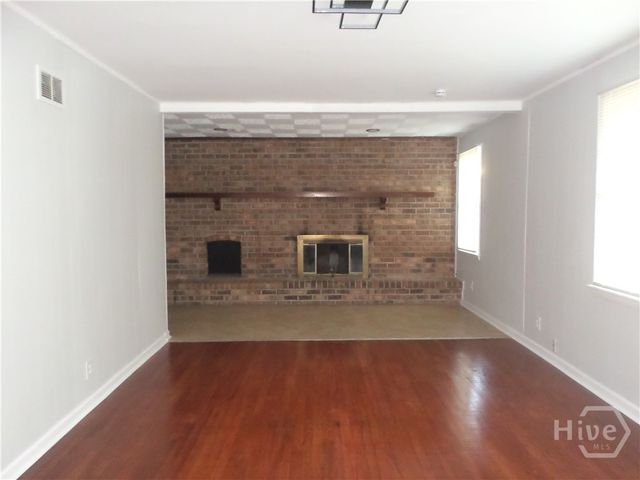 213 Olmstead Place, Garden City, GA 31408