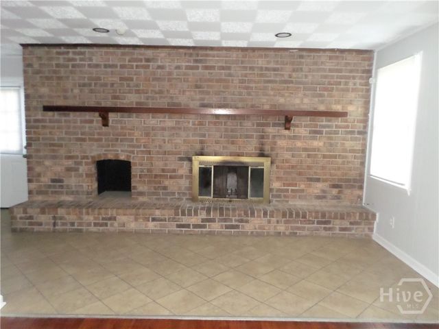 213 Olmstead Place, Garden City, GA 31408