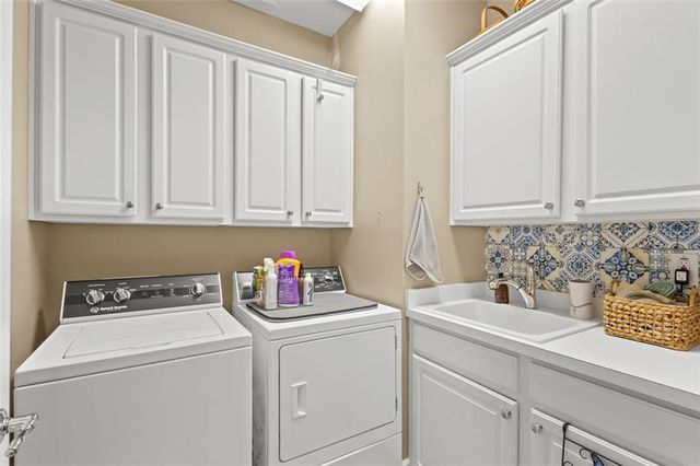 6707 AMHERST Drive, Hoschton, GA 30548