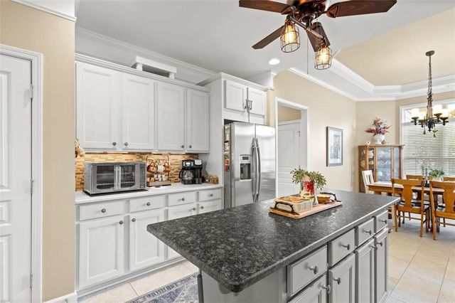 6707 AMHERST Drive, Hoschton, GA 30548