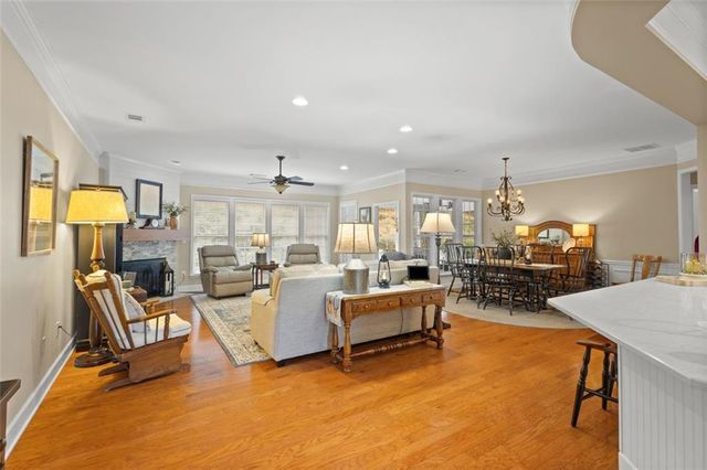 6707 AMHERST Drive, Hoschton, GA 30548