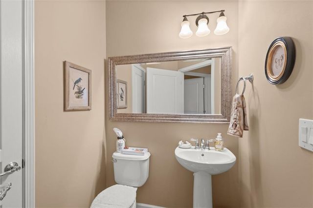 6707 AMHERST Drive, Hoschton, GA 30548