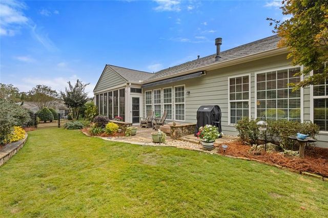 6707 AMHERST Drive, Hoschton, GA 30548