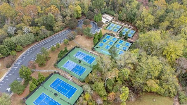 6707 AMHERST Drive, Hoschton, GA 30548