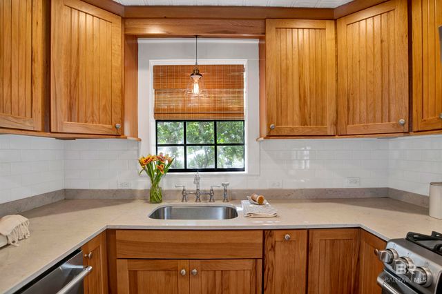153 Orange Avenue, Fairhope, AL 36532