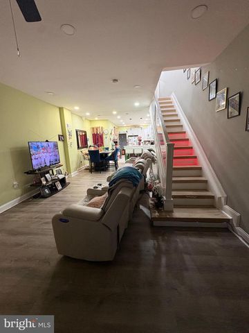 1155 WHITMAN AVE, Camden, NJ 08104