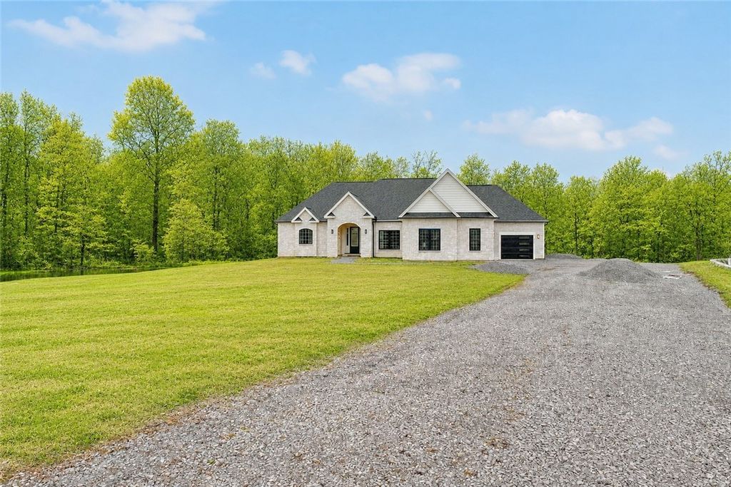 105 Yoruk Forest Lane 5, Rush, NY 14543