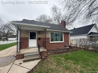 2722 Banner Street, Dearborn, MI 48124