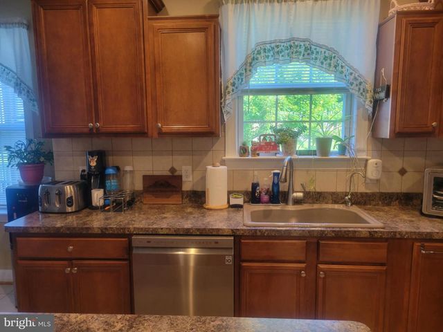 2811 TIMBER RIDGE RD, Capon Bridge, WV 26711