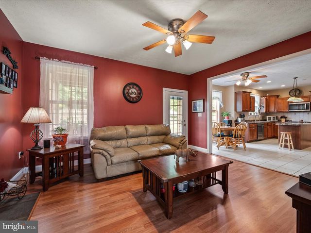 2811 TIMBER RIDGE RD, Capon Bridge, WV 26711