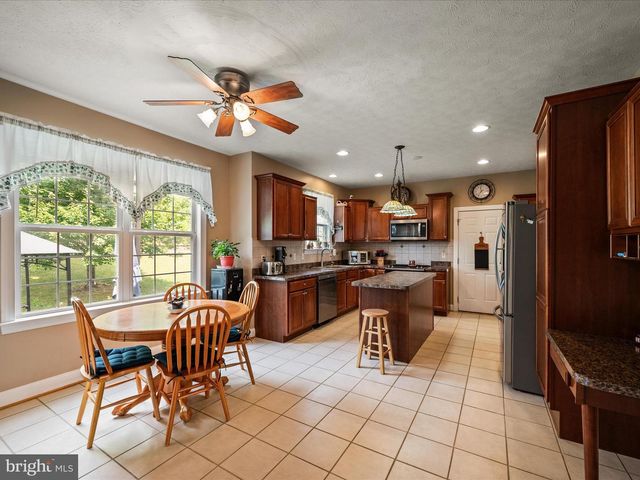 2811 TIMBER RIDGE RD, Capon Bridge, WV 26711