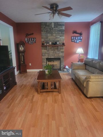 2811 TIMBER RIDGE RD, Capon Bridge, WV 26711