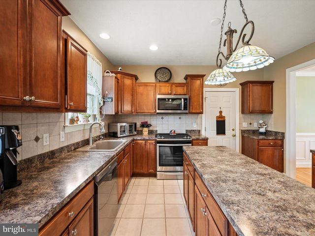 2811 TIMBER RIDGE RD, Capon Bridge, WV 26711