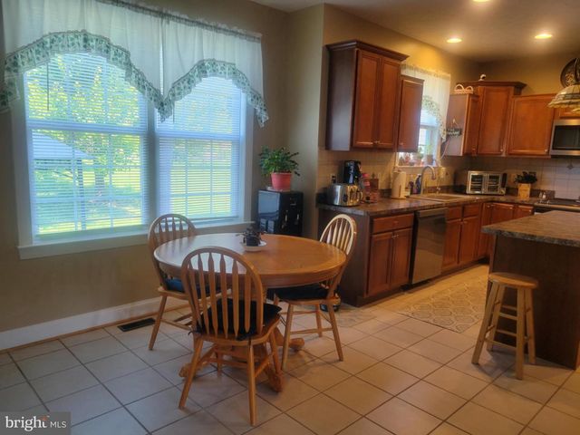 2811 TIMBER RIDGE RD, Capon Bridge, WV 26711
