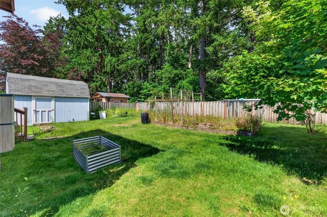 15305 19th Avenue Ct E, Tacoma, WA 98445