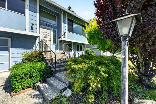 15305 19th Avenue Ct E, Tacoma, WA 98445