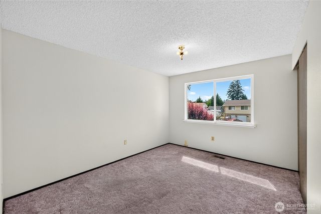 15305 19th Avenue Ct E, Tacoma, WA 98445