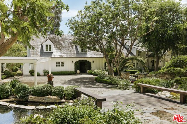 6825 Zumirez Drive, Malibu, CA 90265