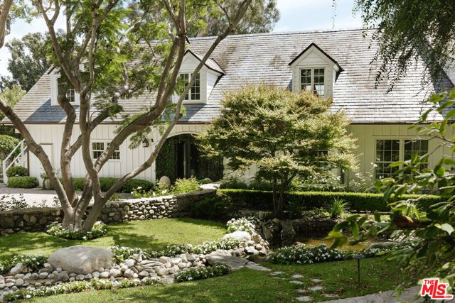 6825 Zumirez Drive, Malibu, CA 90265