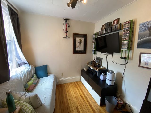 136 Broadway 3, Somerville, MA 02145