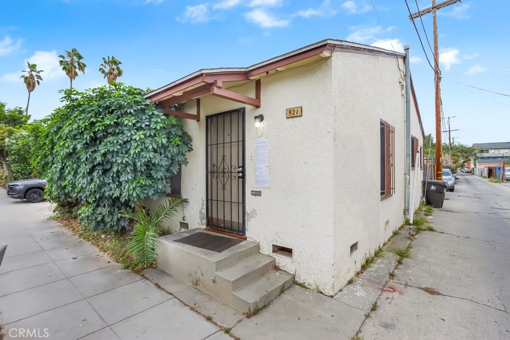 919 Hoffman, Long Beach, CA 90813 — photo 2