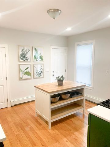 23 Elm St 1, Boston, MA 02122