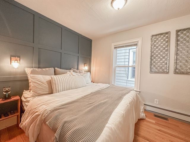 23 Elm St 1, Boston, MA 02122