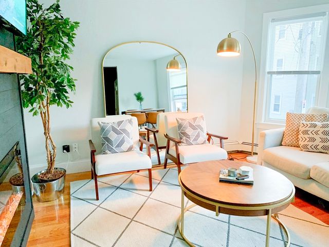 23 Elm St 1, Boston, MA 02122