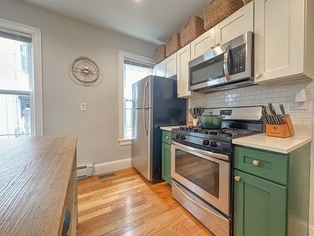 23 Elm St 1, Boston, MA 02122