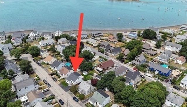 9 G St, Hull, MA 02045