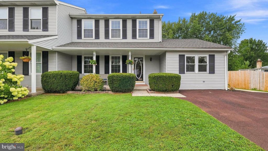 431 WINDSOR DR, HARLEYSVILLE, PA 19438 — photo 3