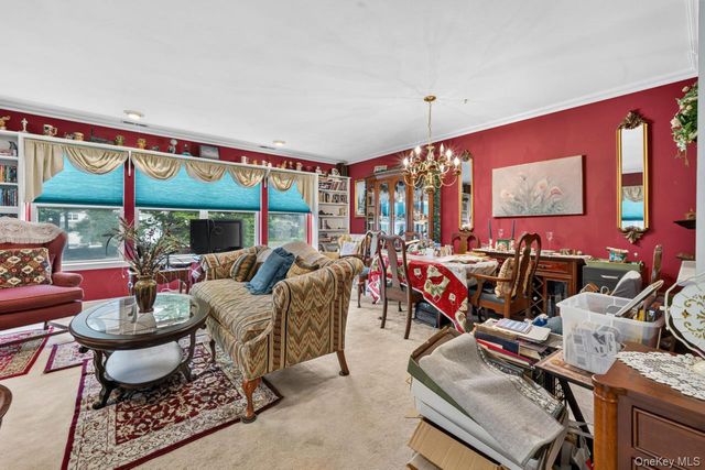 88 Leeward Court, Port Jefferson, NY 11777