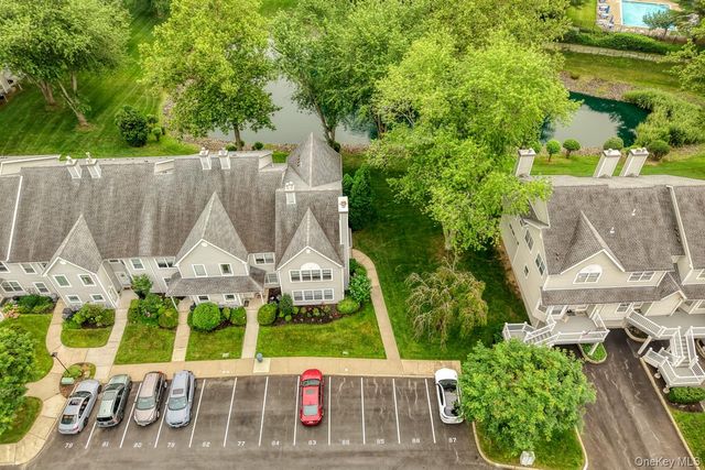 88 Leeward Court, Port Jefferson, NY 11777