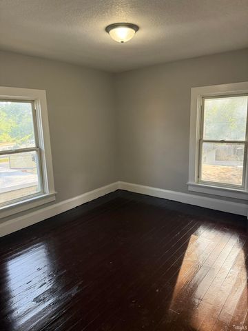 2323 N Clinton Street, Fort Wayne, IN 46805