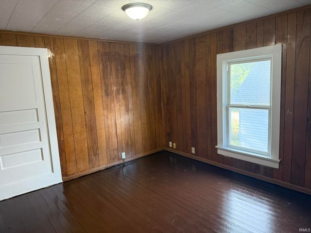 2323 N Clinton Street, Fort Wayne, IN 46805