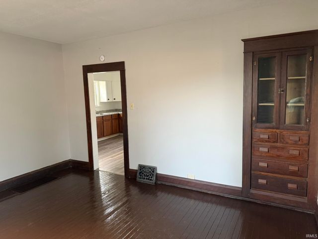 2323 N Clinton Street, Fort Wayne, IN 46805