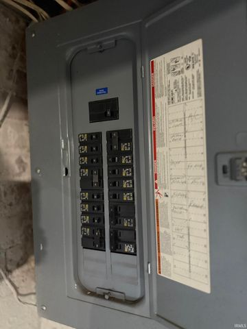 2323 N Clinton Street, Fort Wayne, IN 46805