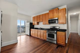 27 Buttonwood St, Boston, MA 02125