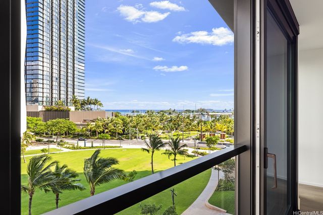 333 Ward Avenue 524, Honolulu, HI 96814