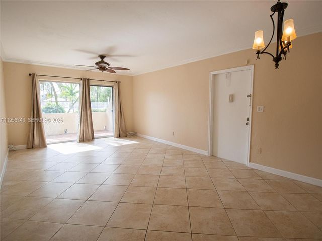 13901 SW 90th Ave E-118, Miami, FL 33176