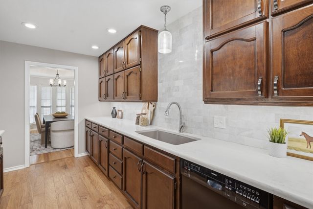 7308 Shady Hollow Lane, North Richland Hills, TX 76182