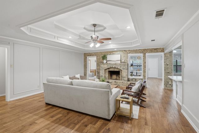 7308 Shady Hollow Lane, North Richland Hills, TX 76182