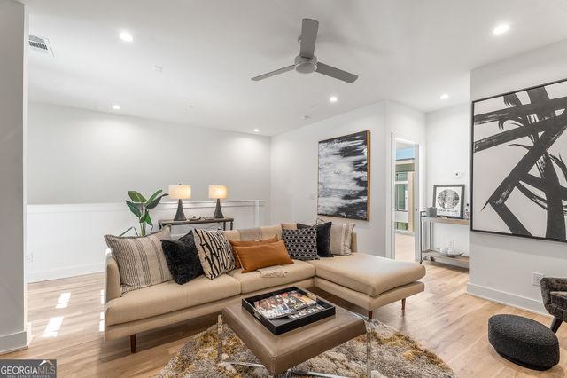 1099 North Avenue NE 12, Atlanta, GA 30307