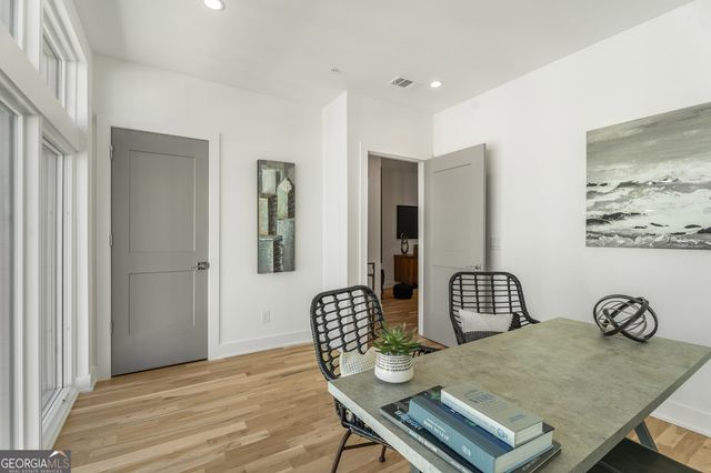 1099 North Avenue NE 12, Atlanta, GA 30307