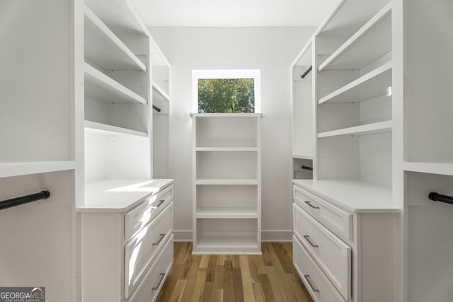 1099 North Avenue NE 12, Atlanta, GA 30307